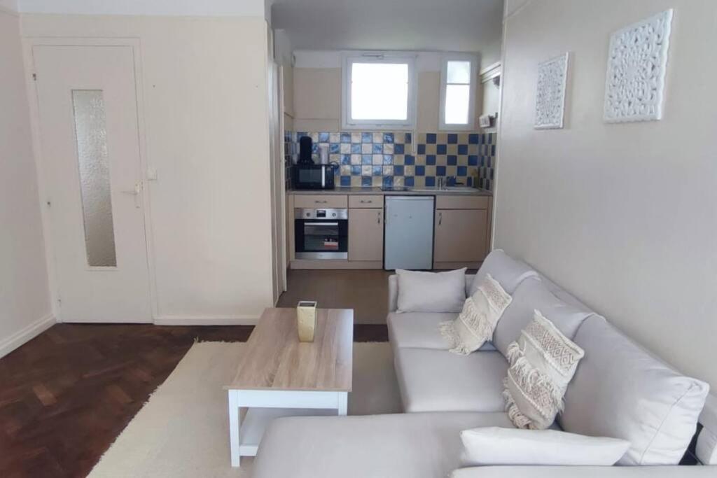 Appartement Tres Bien Place Châteauroux Exterior foto