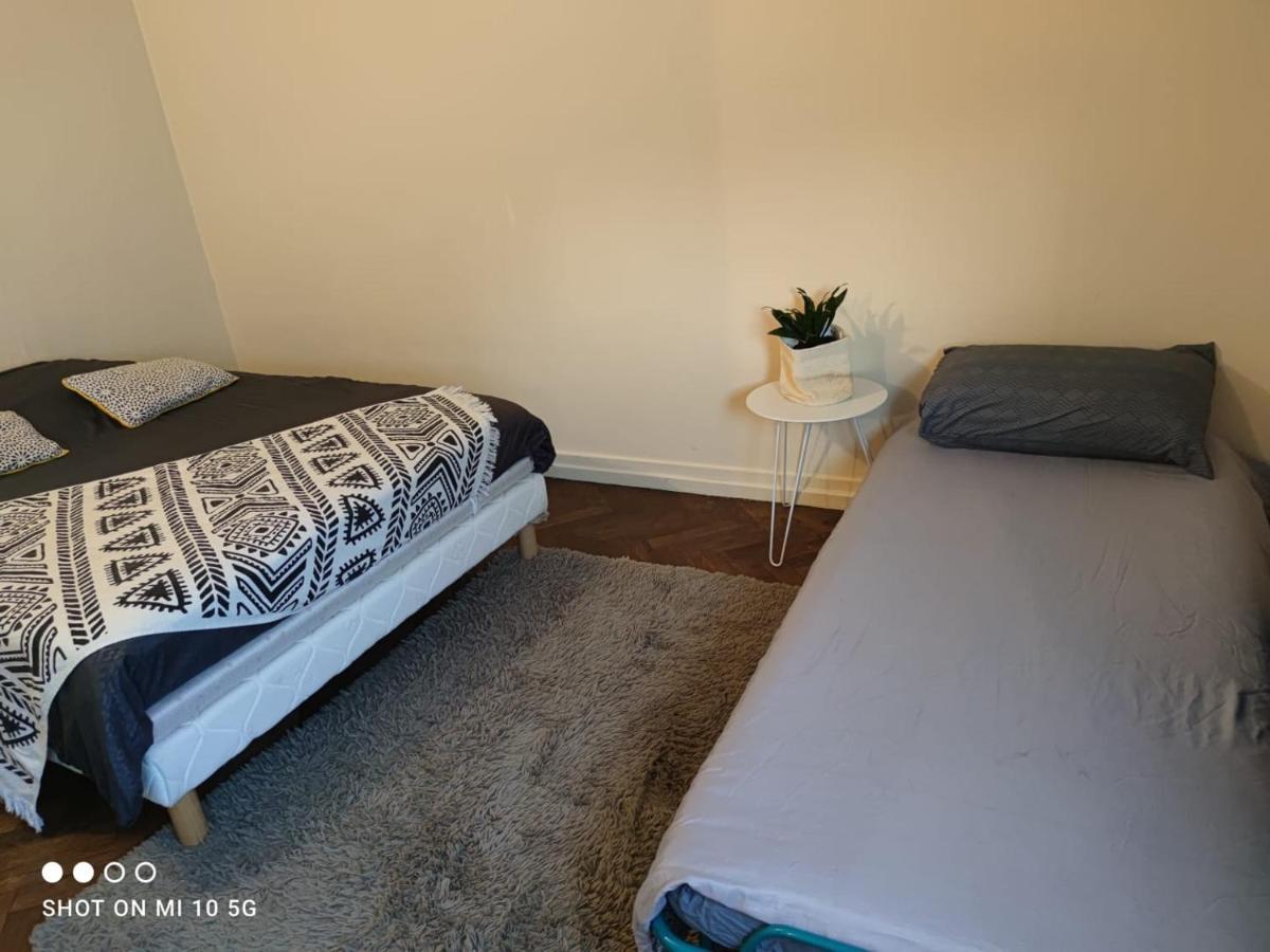 Appartement Tres Bien Place Châteauroux Exterior foto
